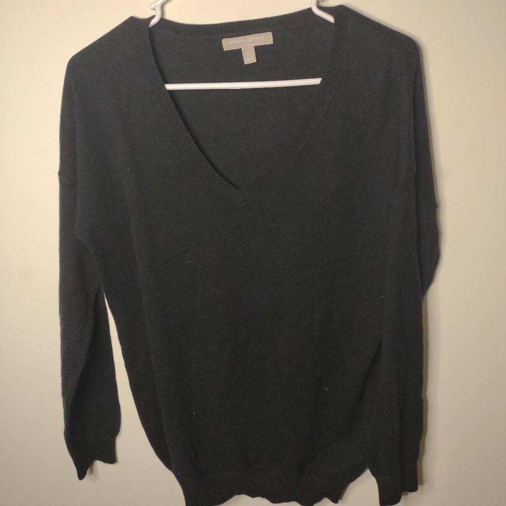 Banana Republic Sweater Black size small